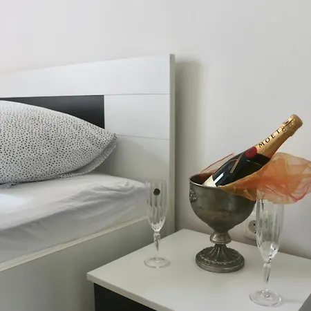 Meje Seafront アパート