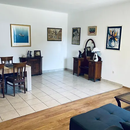 Meje Seafront Apartment *