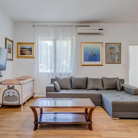Meje Seafront Apartment *